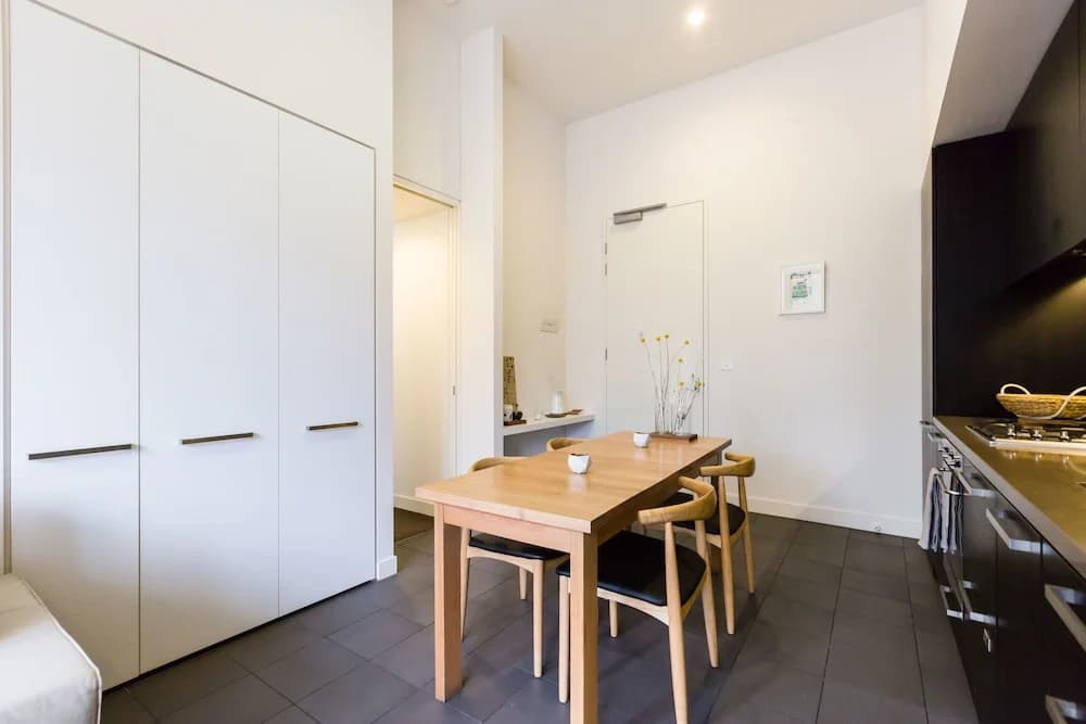 GEORGE, 1BDR North Melbourne Apartment - photo 13