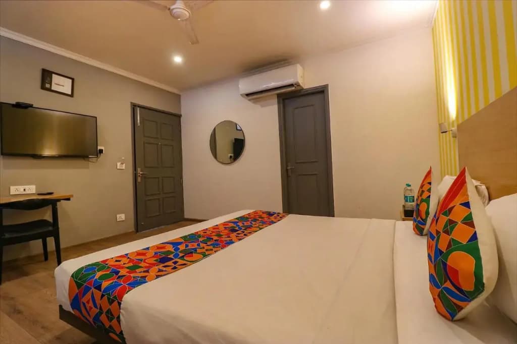FabHotel Chattarpur Enclave - photo 2