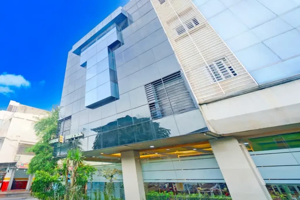 Hotel O Tanjung Duren Near Mall Citraland Formerly Suba Hotel - photo 1