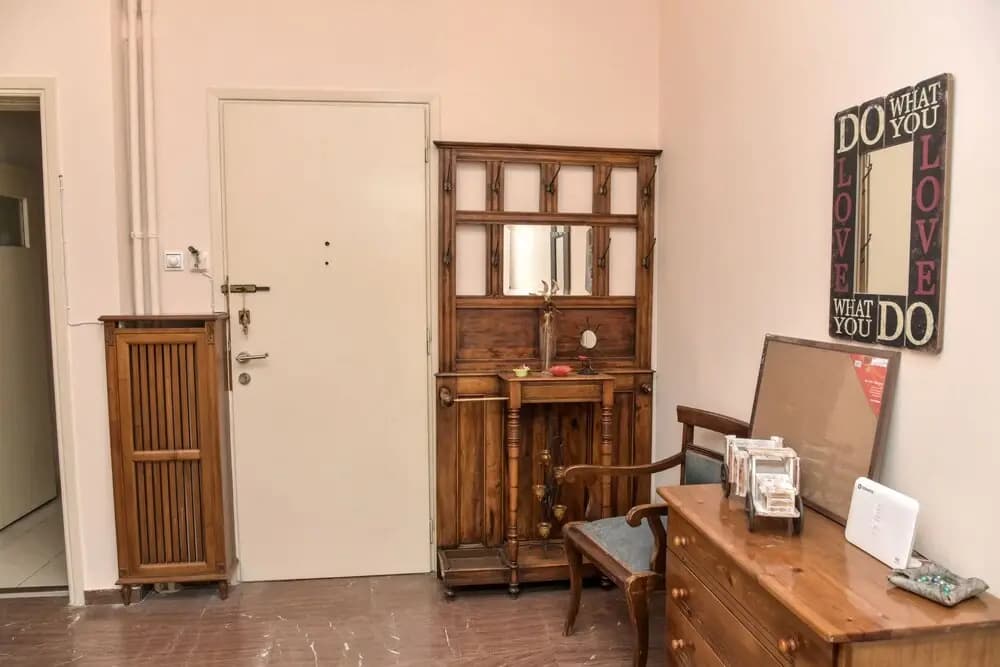 Cozy & Spacious Apartment in Central - photo 1