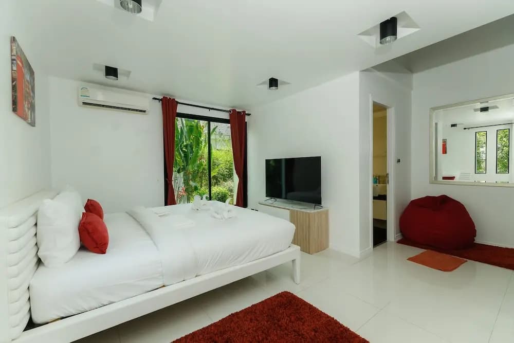 Pool villa at Kamala Regent by Lofty - photo 25