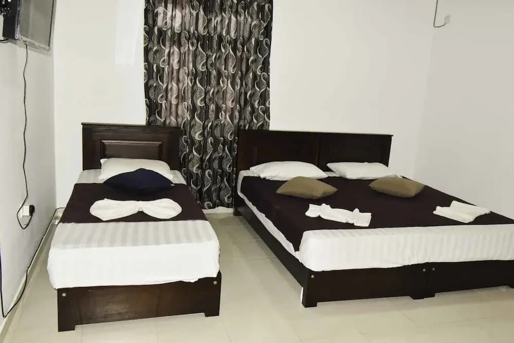 Yoho Regent Hotel Colombo 06 - photo 4