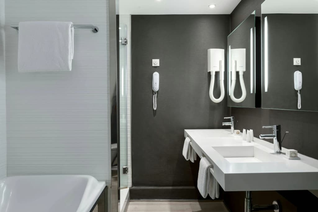 AC Hotel by Marriott Nice - photo 10