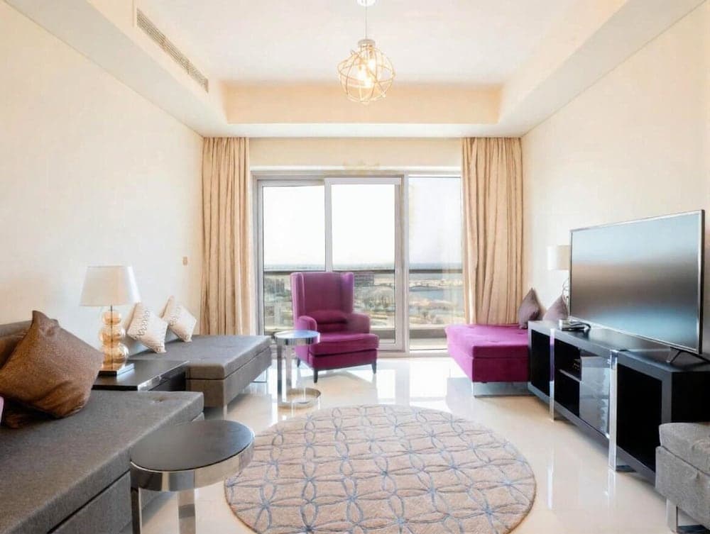 Beachfront Apartment - photo 3