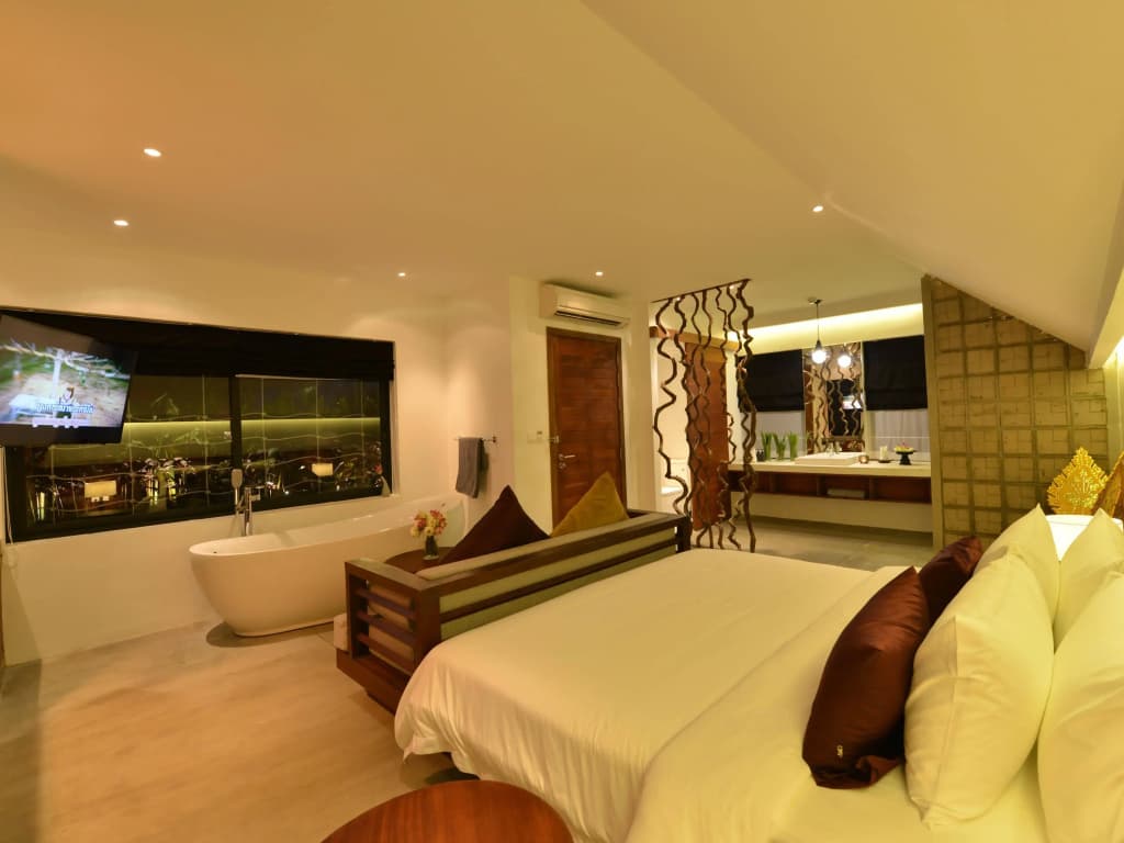 Solitaire Damnak Villa Hotel - photo 4