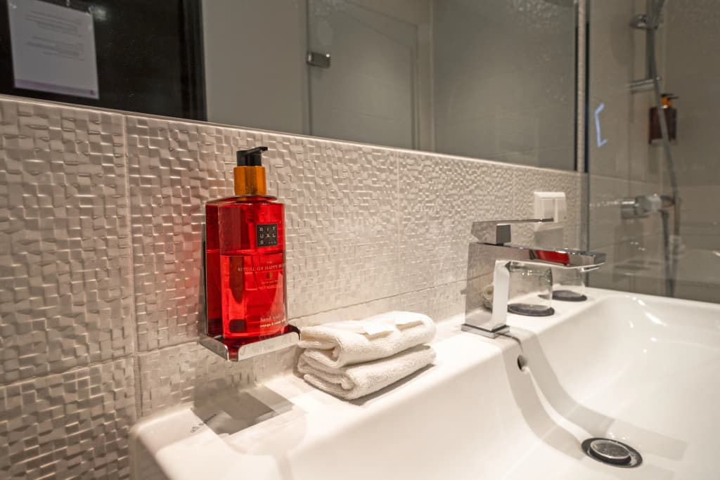 Hotel Sebastian's - photo 10