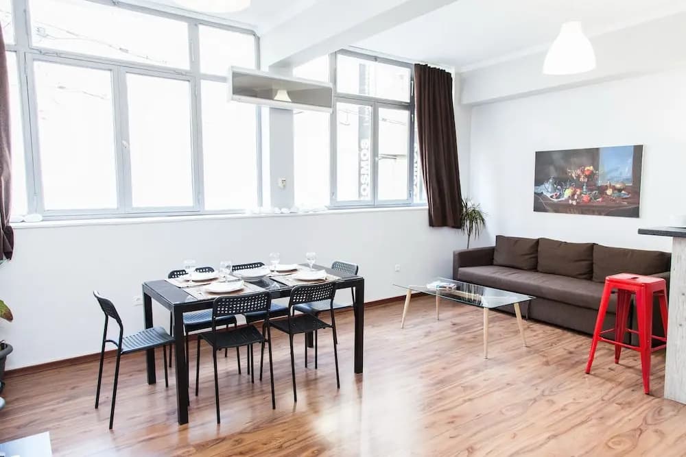 Modern-deluxe central apt in Athens - photo 4