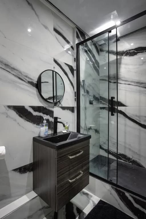Stylish Edinburgh Apartment - photo 7