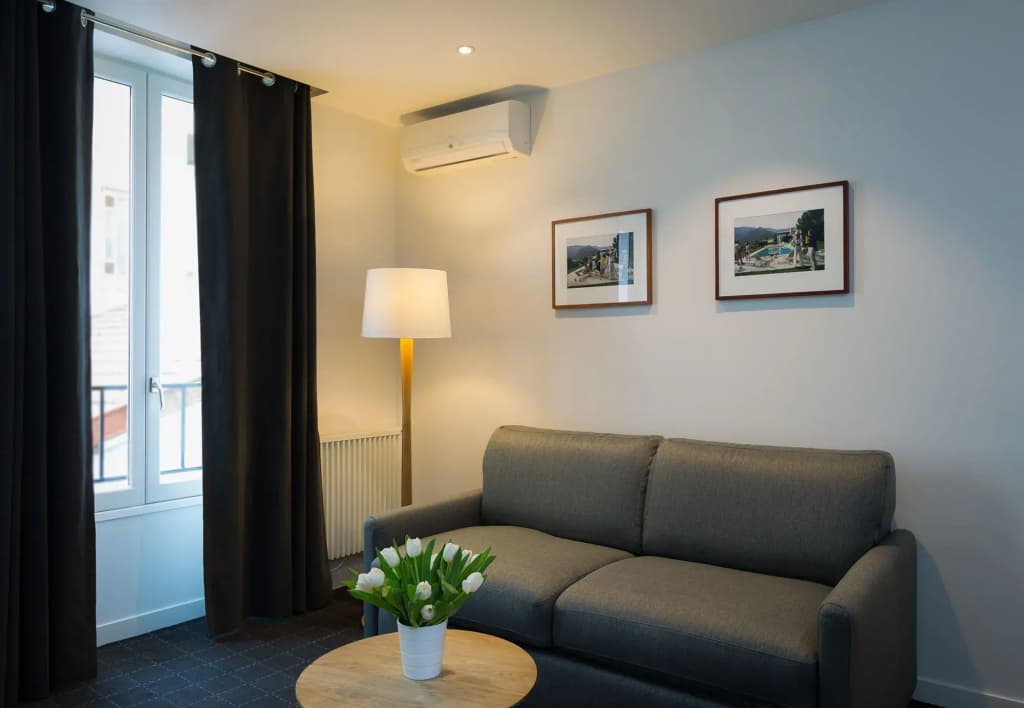 Hotel Mirabeau Eiffel - photo 4