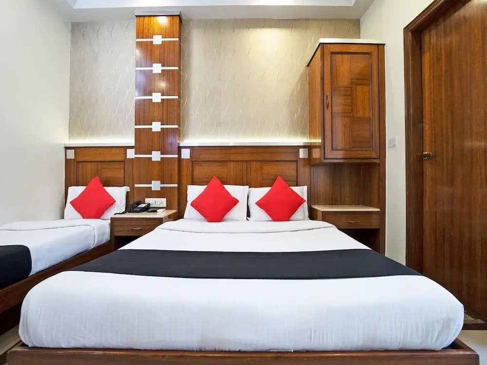 Capital O 312 Hotel Aster Inn - photo 3