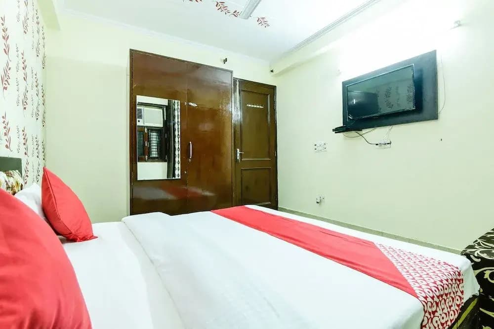 OYO 24298 KP Hotel - photo 6