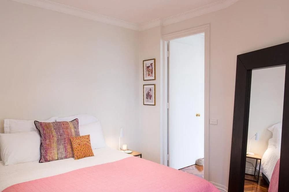 1 Exhibition Apartment Hotel - photo 2