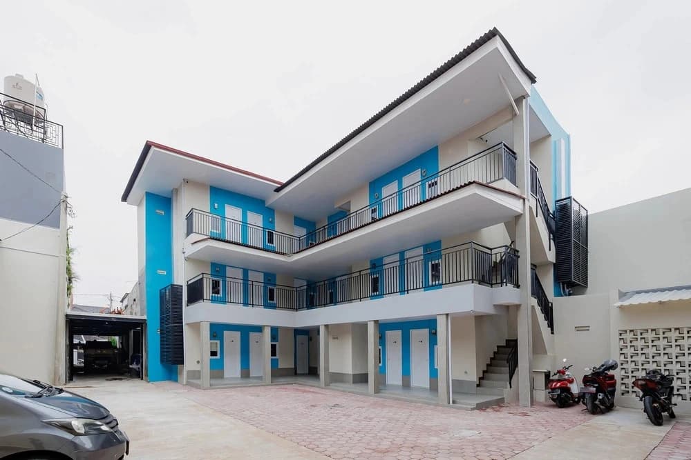 Urbanview Petukangan Mansion Jakarta - photo 1