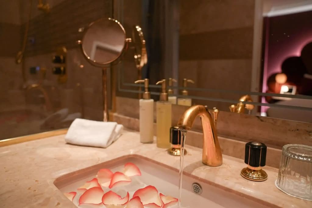 Paris j'Adore Hotel & Spa - photo 10