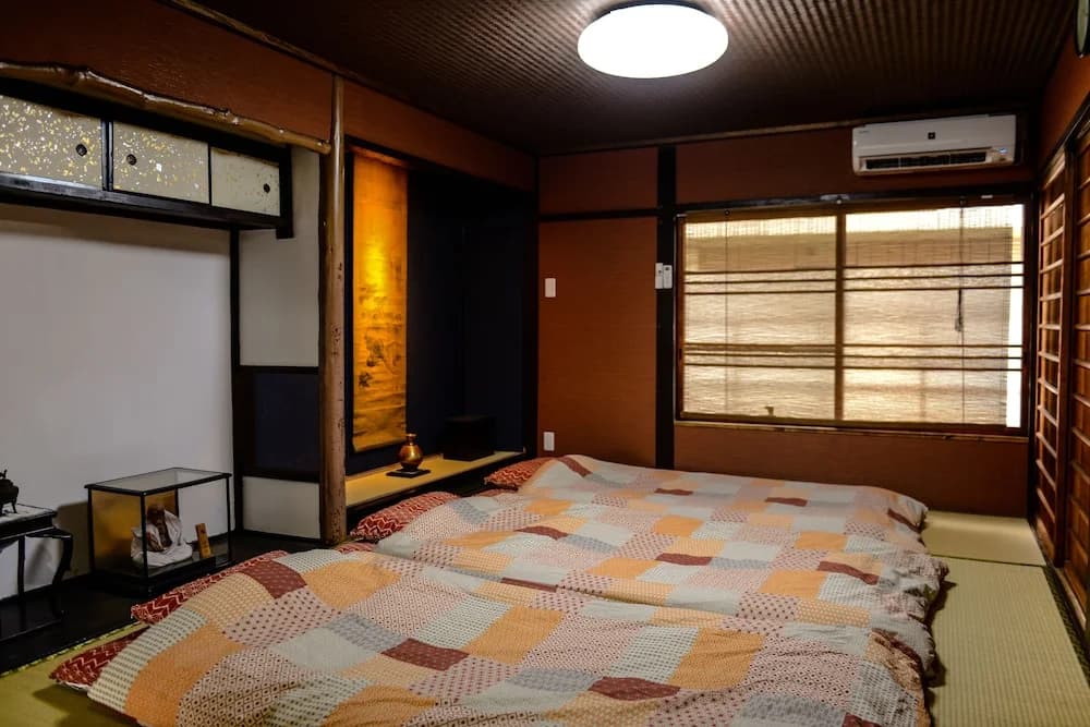 Nishioji Tanuki - photo 3