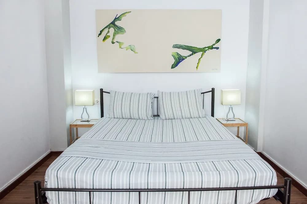 Modern-deluxe central apt in Athens - photo 3
