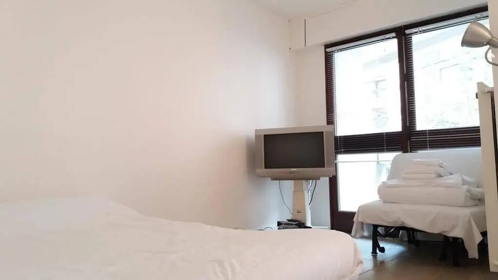 Sacre Coeur Apartment - photo 14