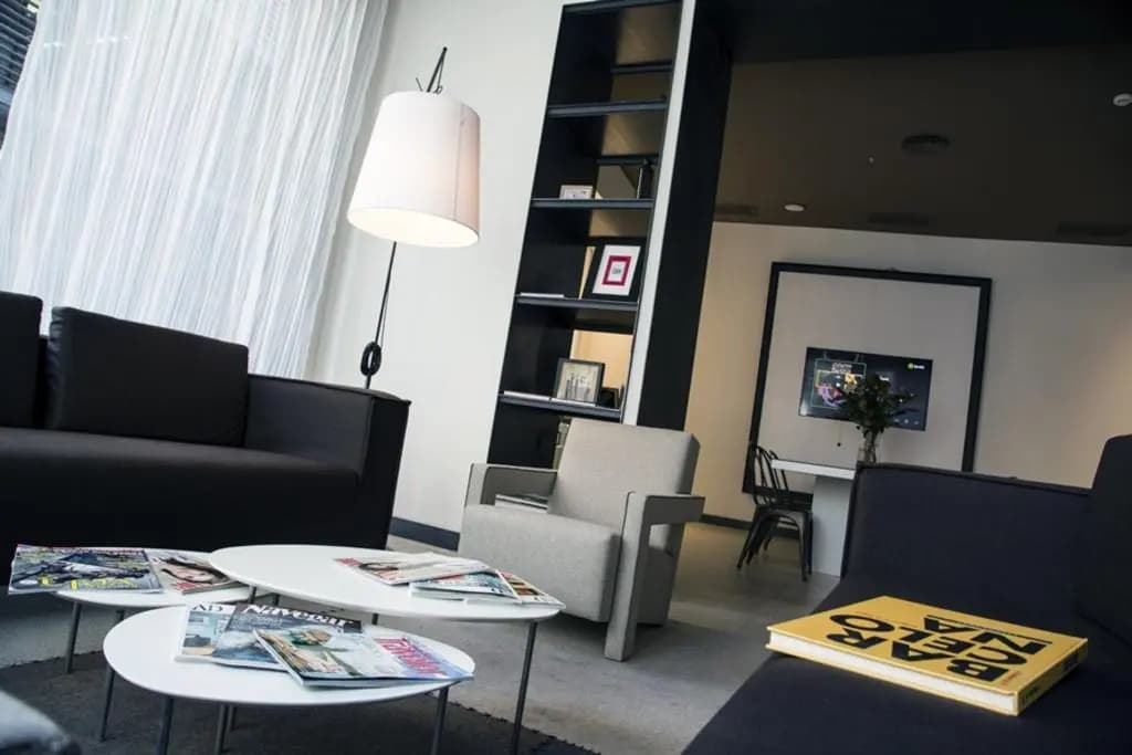 Pol & Grace Hotel - photo 13