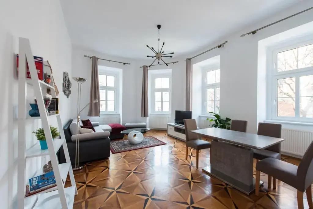 Belvedere Central Apartment - photo 8
