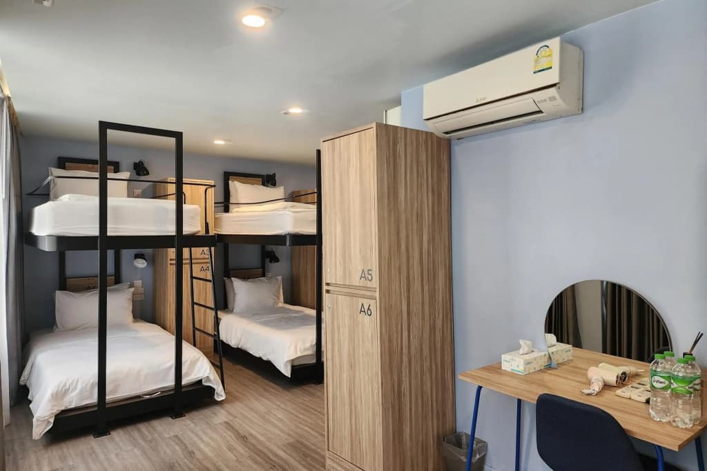 Simply Sleep Hostel - photo 24
