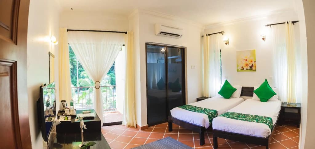 Anjungan Beach Resort - photo 4