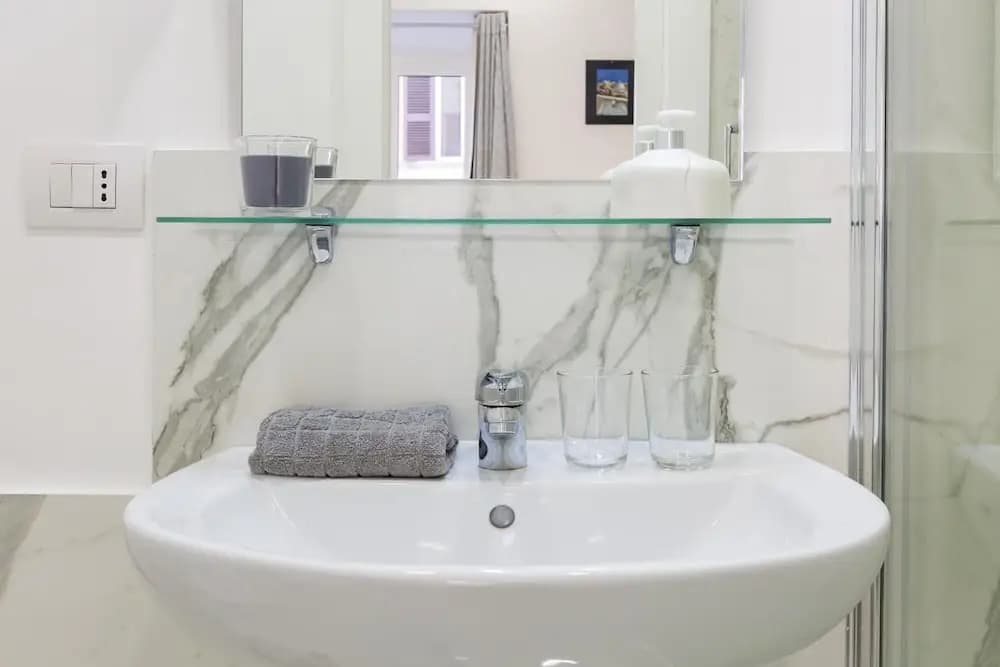 Little Aurelius Hotel - photo 10