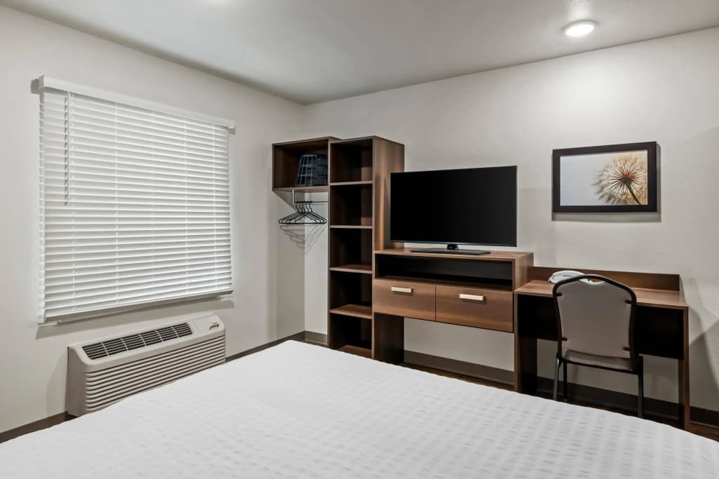 WoodSpring Suites Orlando East UCF - photo 11