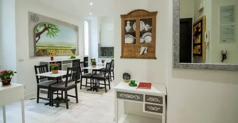 Home Gallery 101 - photo 13