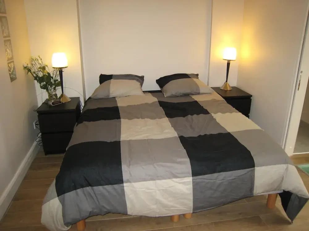 Montgolfier Apartment - photo 4