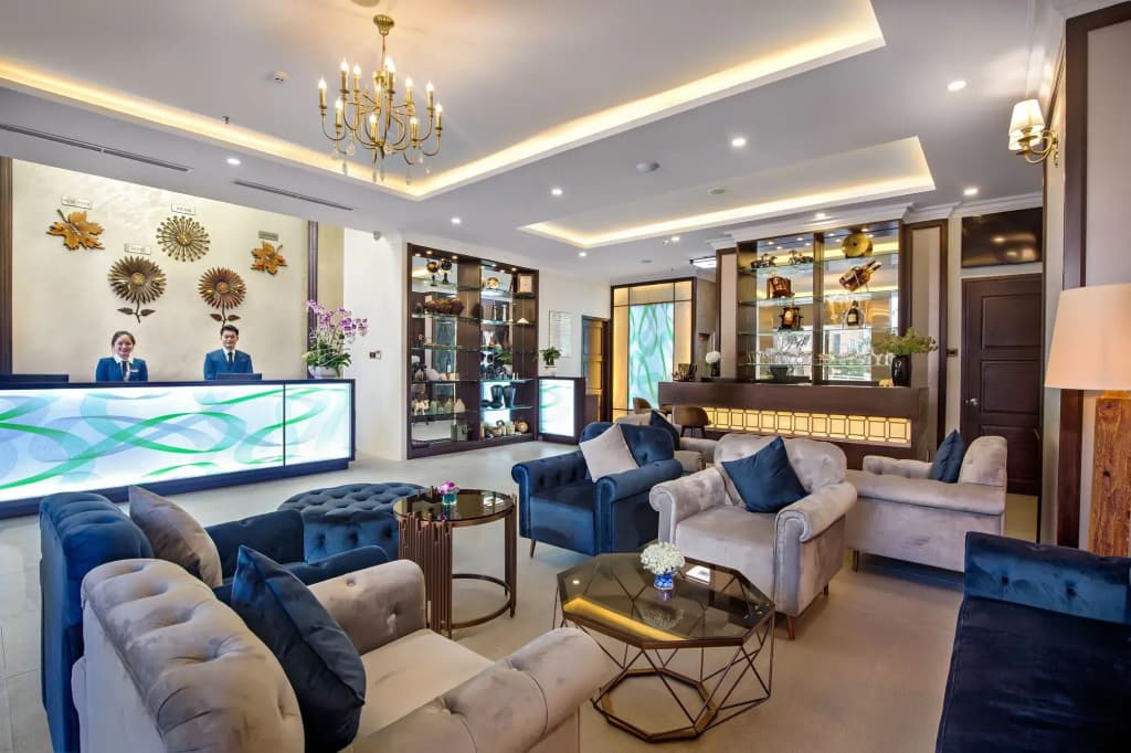Halina Hotel & Apartment - photo 2