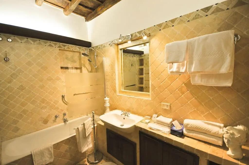 Treasurerome Spanish Steps Family 4BR - photo 9