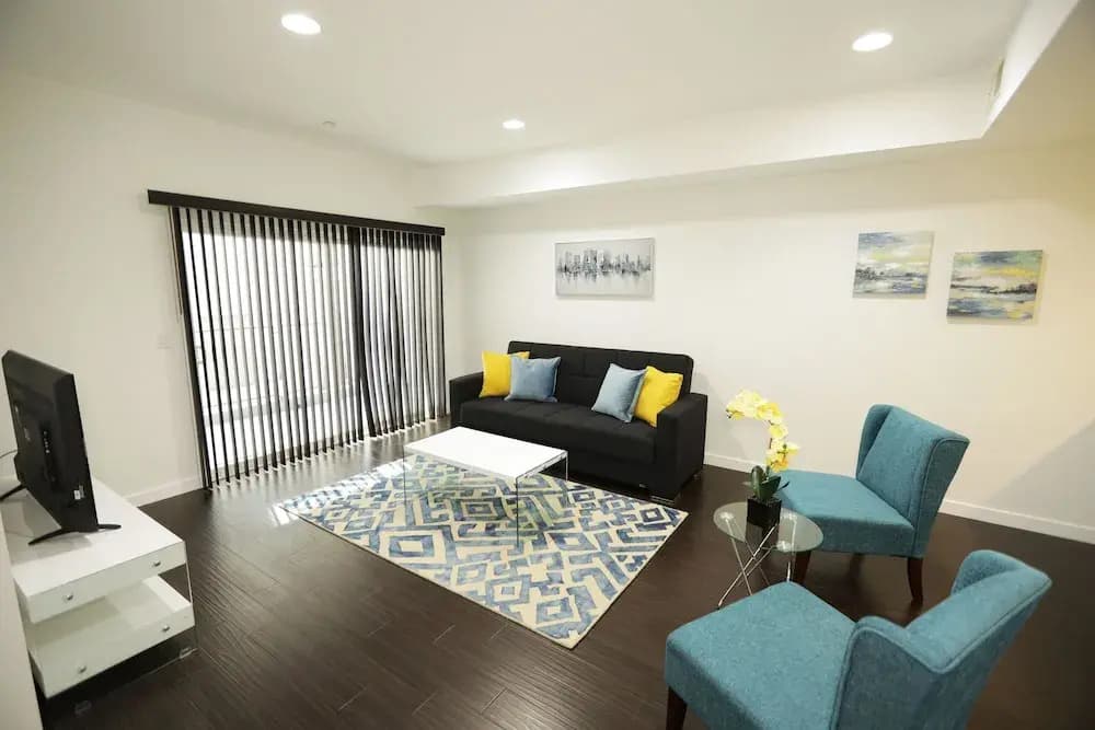 Executive Suites - photo 16