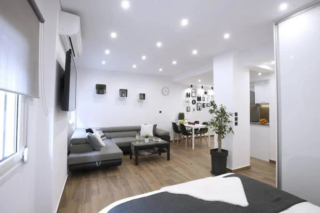 (A) Koukaki, A modern, newly refurbished Studio - main photo