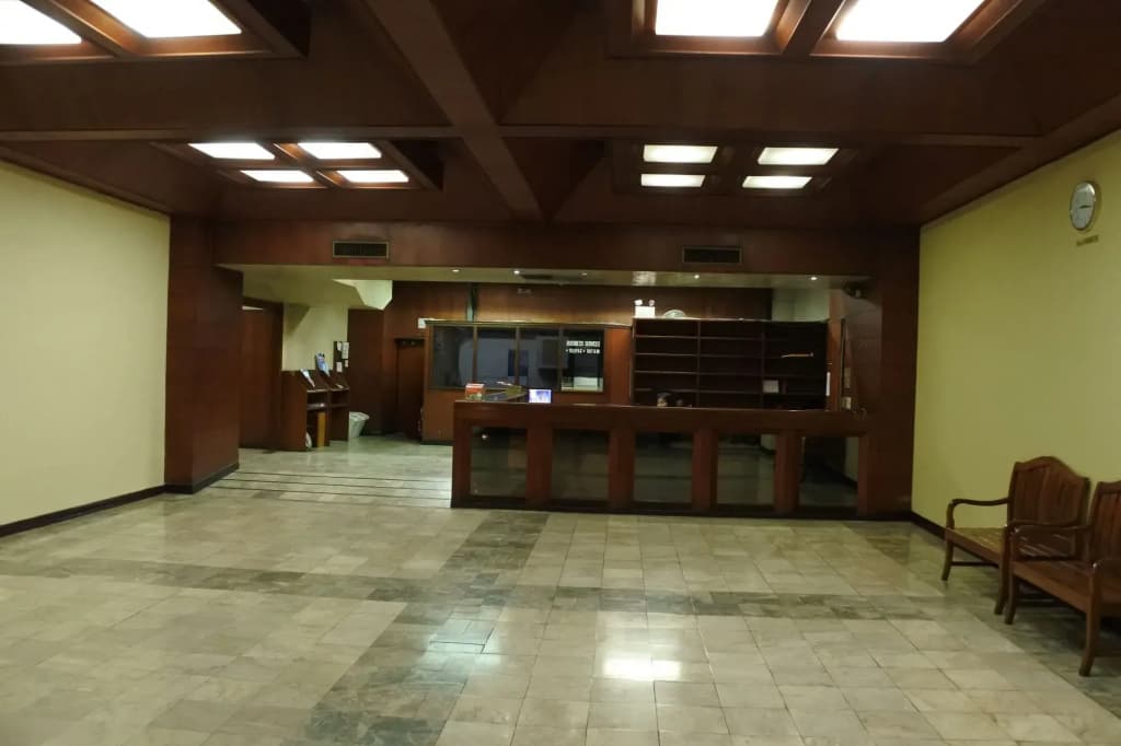 The Executive House - photo 8