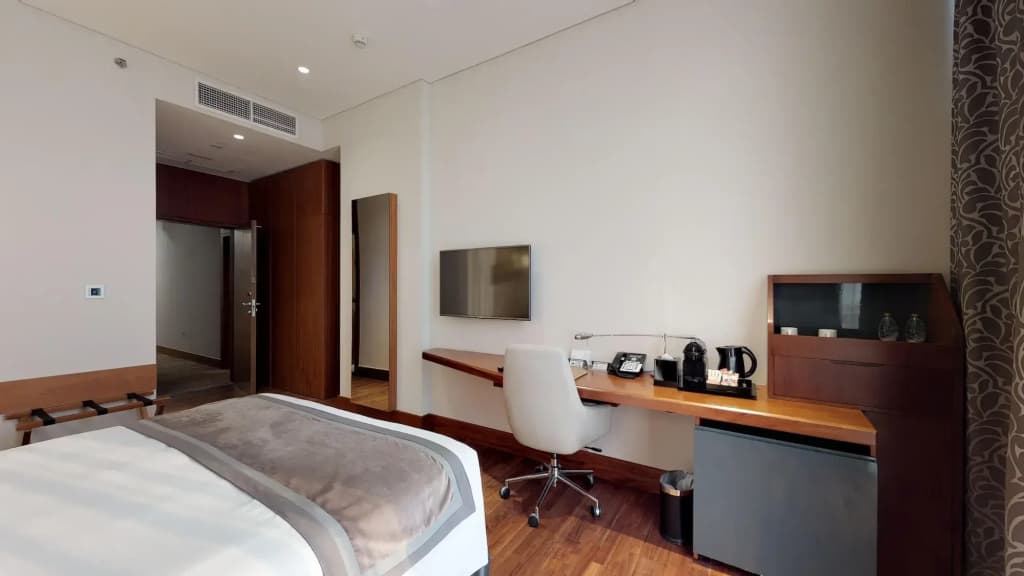 The Avenue Hotel - photo 46