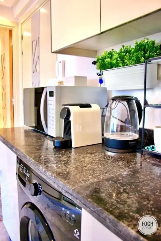 Foch Apartment - photo 18