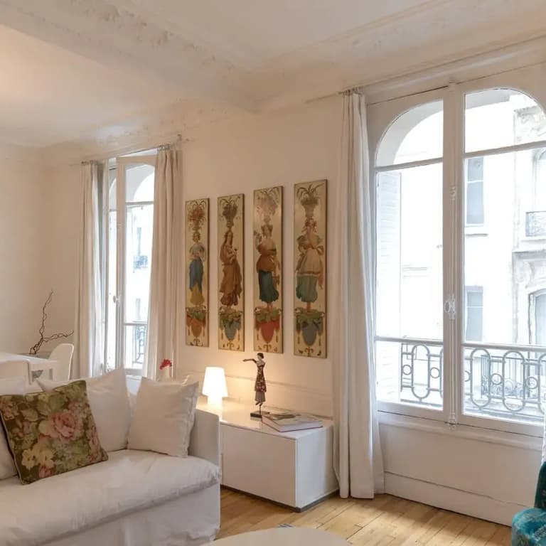 White Sacr I Beautiful 2-bedroom in Montmartre - photo 1