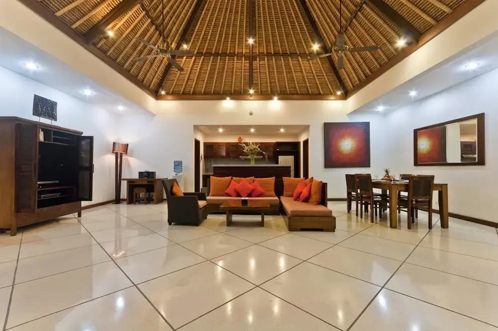 Villa Indah - photo 17