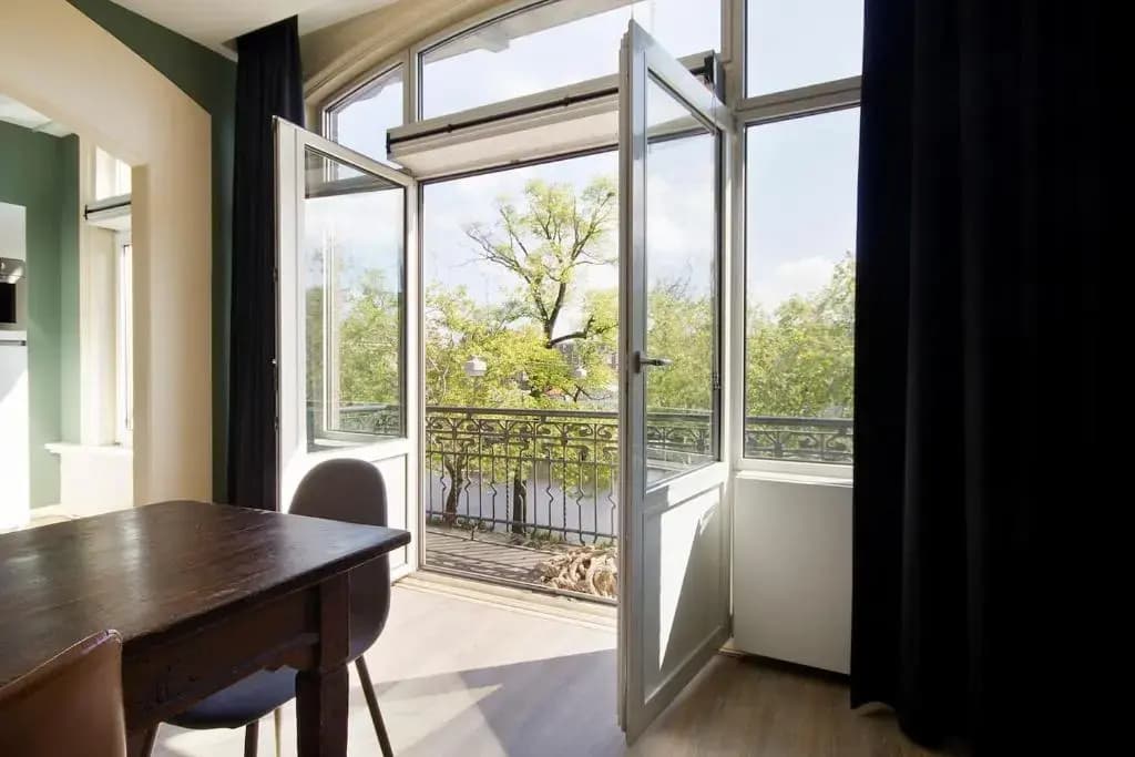 Spacious 4P Canal Apartment - photo 6