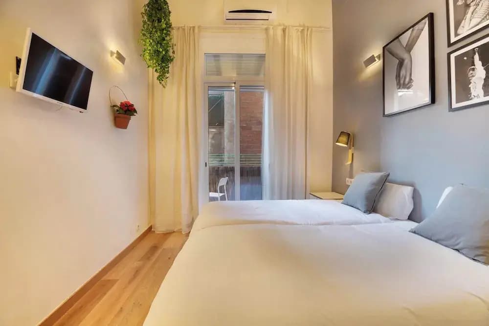 Aqua Apartment by Olala Homes - photo 4