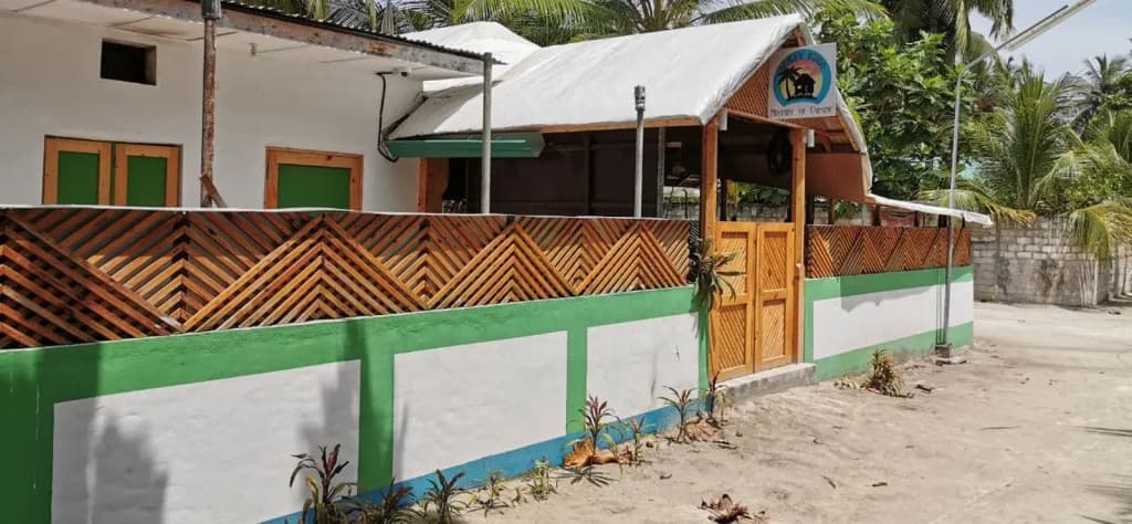 Origami Inn Himandhoo - photo 16