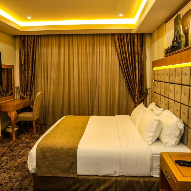 Muscat Plaza Hotel - photo 20