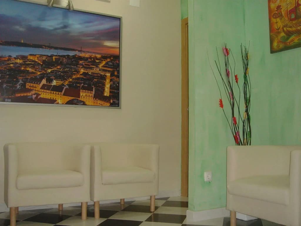 DownTown Guest House - photo 9