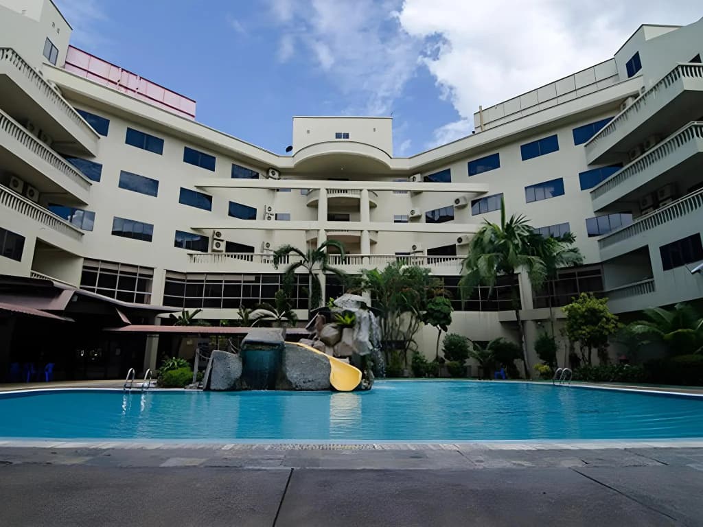 Coral Bay Resort - photo 10