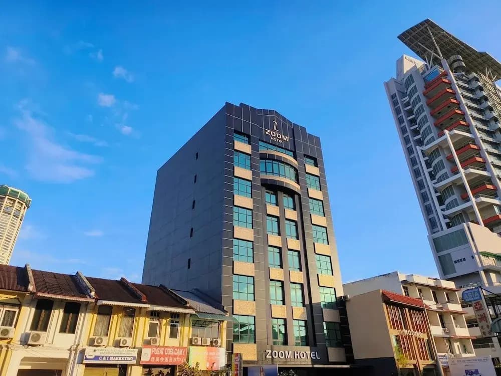 Zoom Hotel - photo 1