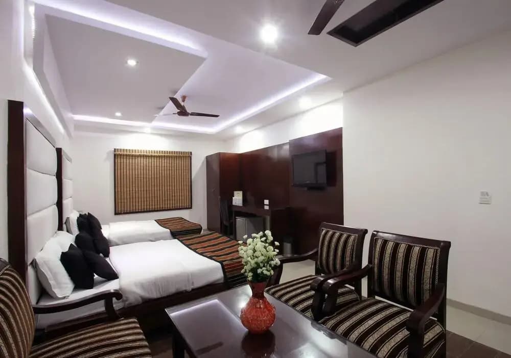 Hotel Mohan International - photo 5