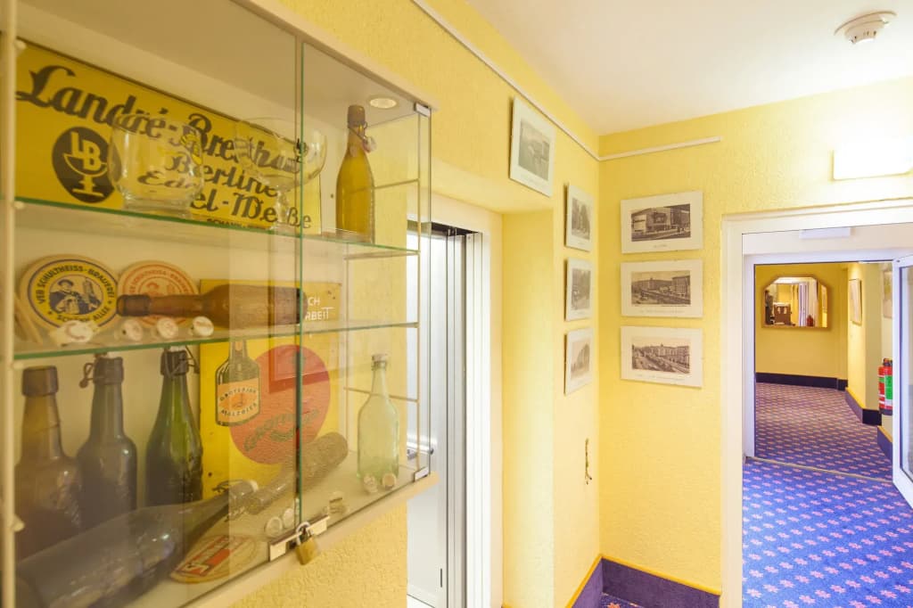 Hotel Kastanienhof Berlin - photo 16