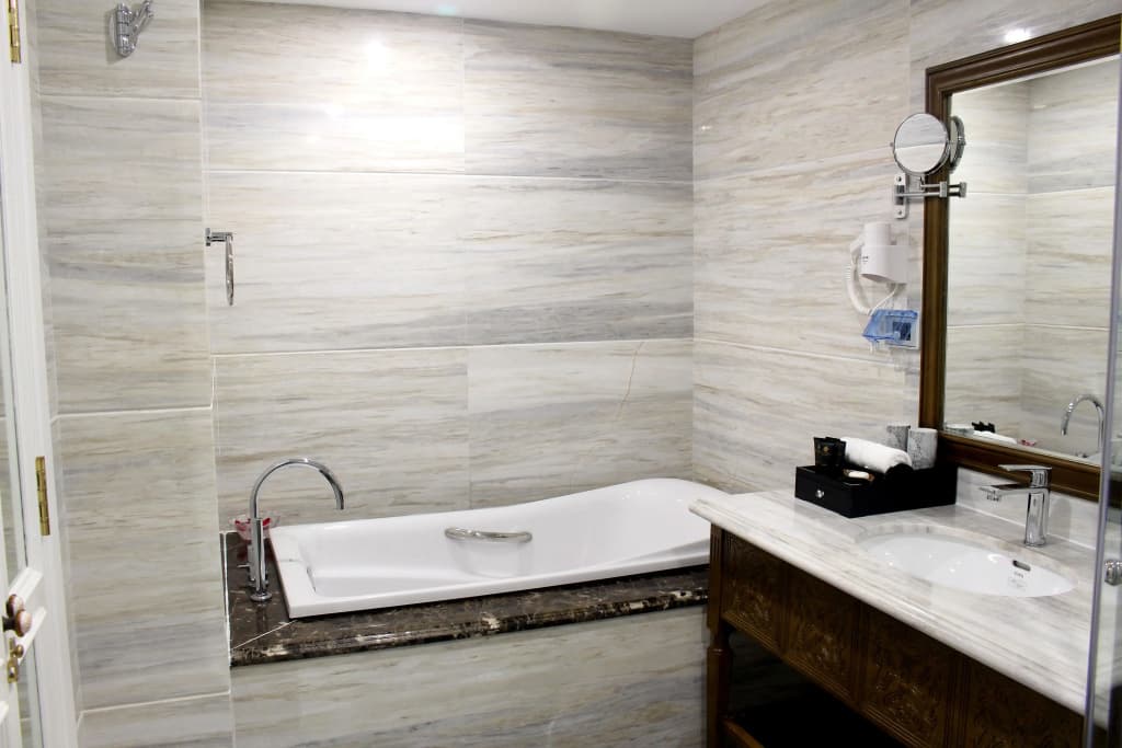Hanoi Dalvostro Valentino Hotel & Spa - photo 11