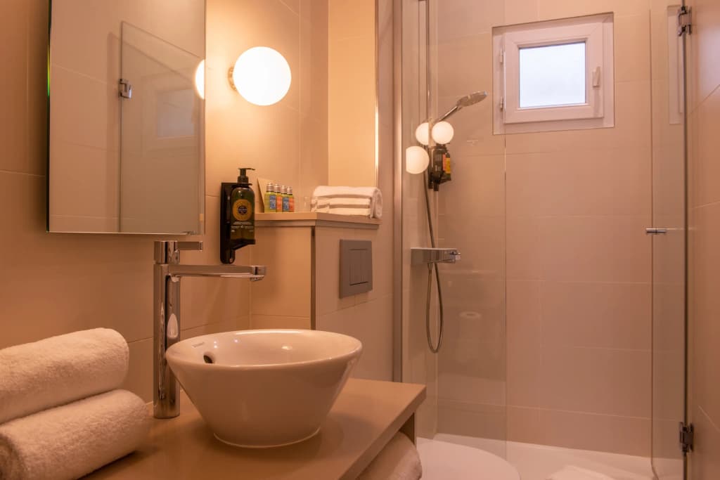 Hotel Yllen Eiffel - photo 9