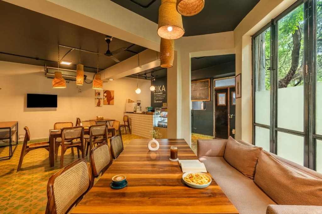 LetsBunk Poshtel & Suites - photo 17